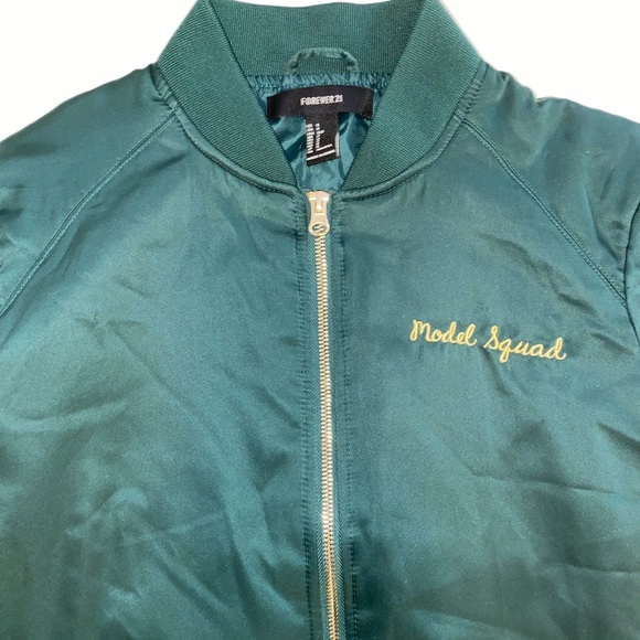 Satin green jacket - Picture 5 of 5